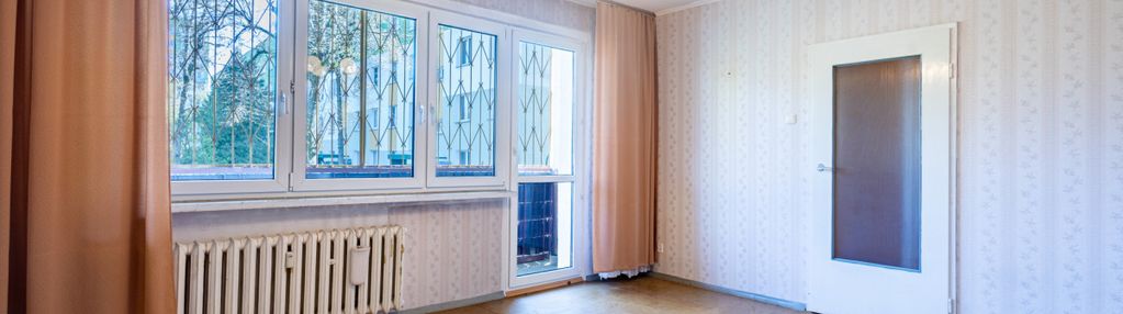 55,8m, wysoki parter, 2 balkony tylko za gotówkę