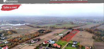 Kompleks płaskich działek nad jeziorem! przyjaźń!