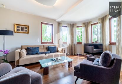 Ekskluzywny apartament z ogrodem i tarasem!