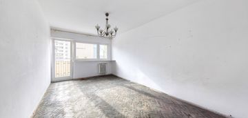 Mieszkanie 3 pok 48,50m2+ balkon -do remontu