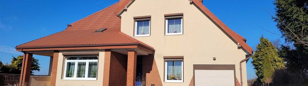 153m2, 6 pokoi, 2 tarasy, 2 garaże, 1400m2 działka