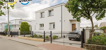 Komfortowe piętro domu dla firmy lub rodziny!