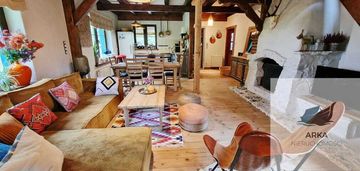 Urokliwy dom z duszą i dużą działką