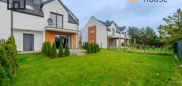 Komfortowy bliźniak z garażem i ogrodem