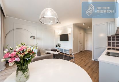 Funkcjonalnie mieszkanie z balkonem, blisko skm