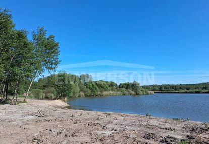Piękna działka z prywatnym jeziorem i plażą !