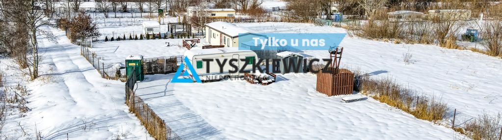 Działka karwieńskie błota z przyczepą