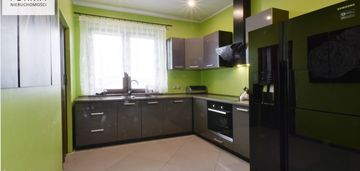 Dom bungalow - 88m2 - 4 pokoje - działka 1027m2