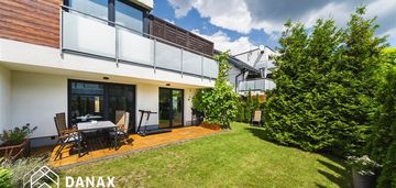 Komfortowe mieszkanie z dużym ogrodem i jacuzzi