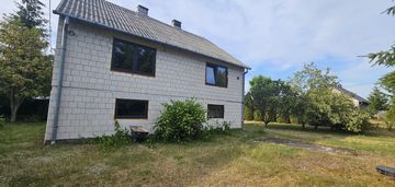 Dom z ogromnym potencjałem,9km od miasta, zielona kraina