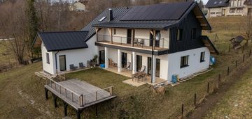 Tarasy widokowe, sauna, fotowoltaika, pompa ciepła