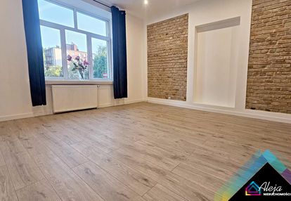 2 pokoje,parter,po remoncie.niski czynsz!