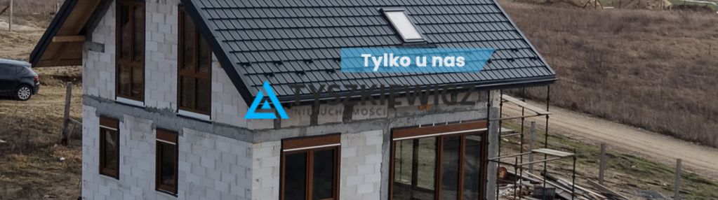 Nowoczesny dom  w  malinówkach.