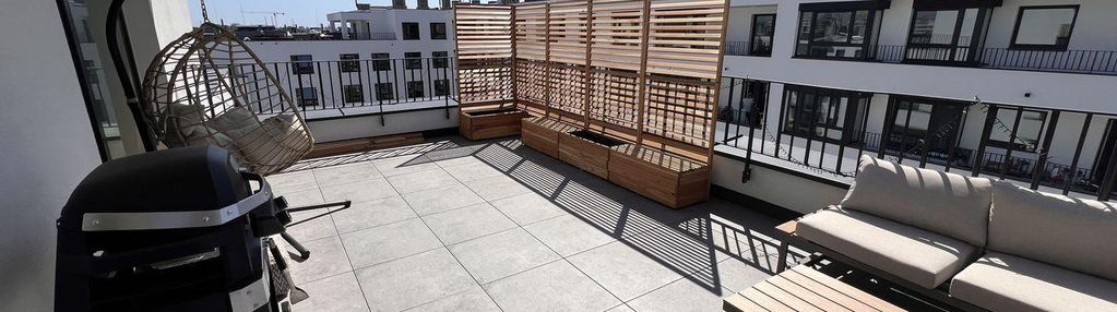 70m2 + taras 30m2. blisko metra. 7/7p.