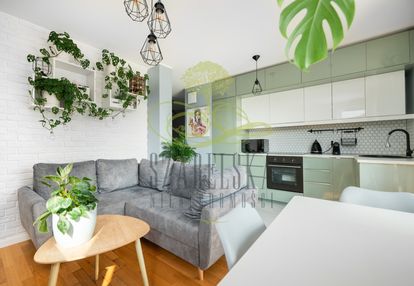 3 pokoje, całkowicie wykończone, 1 piętro, balkon