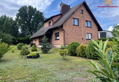 Atrakcyjny dom w pięknej lokalizacji