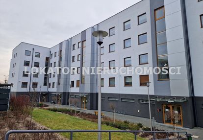 Apartament z tarasem + miejsce postojowe w hali