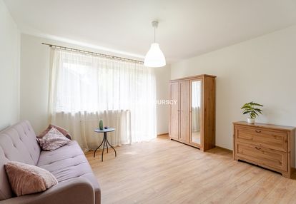 Klimatyczne, zadbane 3-pokojowe z balkonem