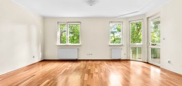 91,6 m² + komórka 3,3 m²+ garaż + balkon 6,3 m²