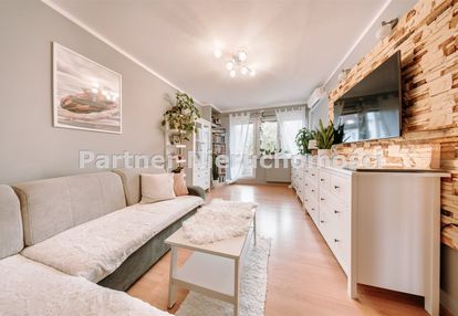 Dwa rozkładowe pokoje i odzielna kuchnia, polecam!