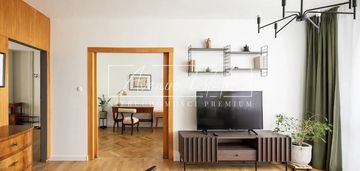 Przestronne mieszkanie z balkonem / widok na pkin