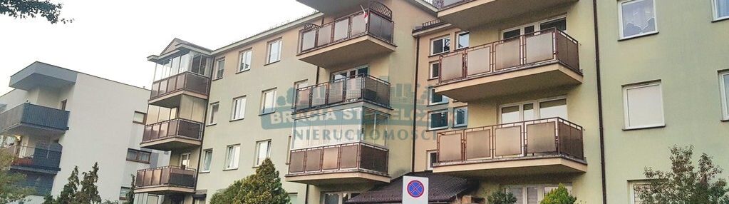 Mieszkanie z dużym balkonem i miejscem postojowym