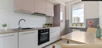 3 pokoje z oddzielną kuchnią - taras 26m - metro