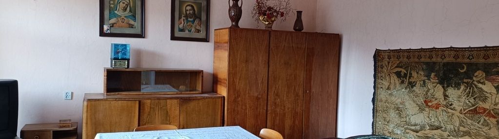 Mieszkanie w bocznej ulicy nowego miasta