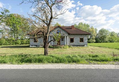 Dom w stanie surowym zamkniętym kobylniki
