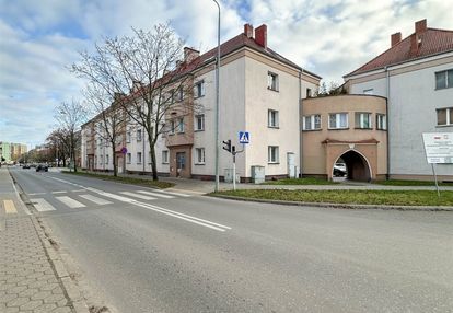 Przestronne mieszkanie w kamienicy i piętro