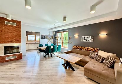 Dom z basenem i strefą spa w tarnowskich górach