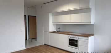 Kawalerka na włochach