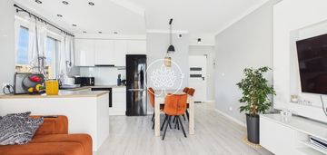 4 pokoje w fordonie, winda, 2 piętro, blok 2018, miejsce w hali garazo