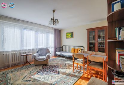 Pierwsze piętro | potencjalne 3 pokoje z balkonem!