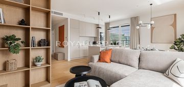 Przestronny apartament z tarasem | domaniewska