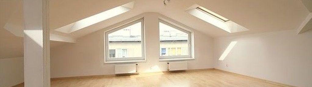 Dwupoziomowy apartament w centrum