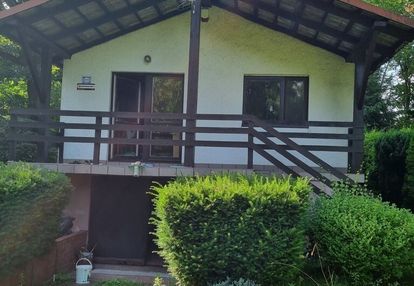 Działka z domkiem przy bugu na końcu świata