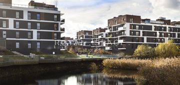 Eleganckie mieszkanie z dużym balkonem | ceglana