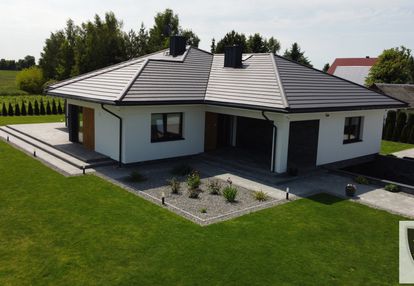 Dom z windą i dużym garażem - łuszczów pierwszy