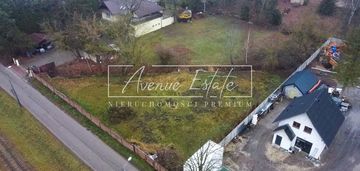 Duża działka 3100 m² | media | spokojna okolica