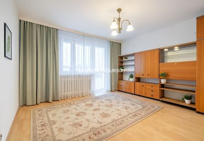 3 pokoje, + osobna kuchnia, mistrzejowice