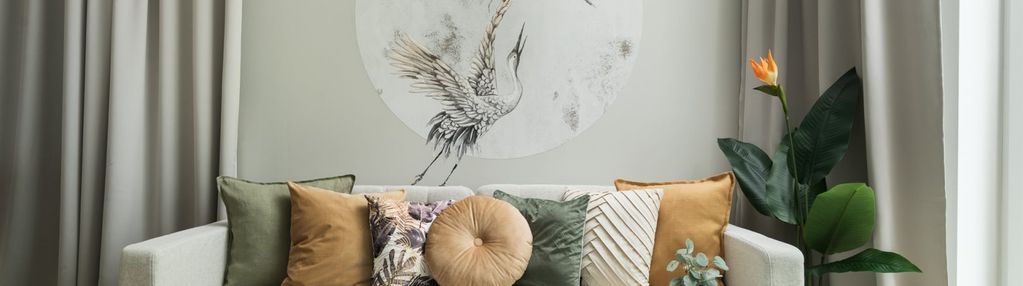 Nowy budynek, balkon, garaż, komórka, park