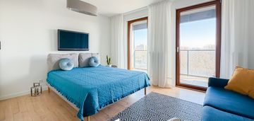 Kawalerka z loggią i widokiem na tor służewiec