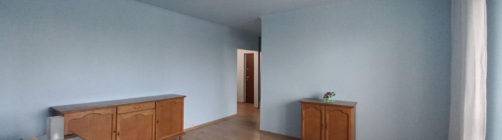 | bezpośrednio przy metrze | nowa kuchnia |