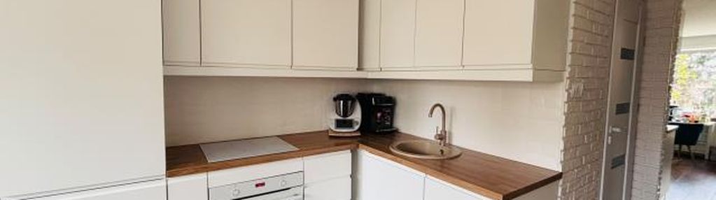 Funkcjonalna kawalerka w ścisłym centrum.