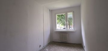 Duże mieszkanie na parterze z balkonem