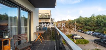 Wygodne mieszkanie w fordonie z widokiem na las