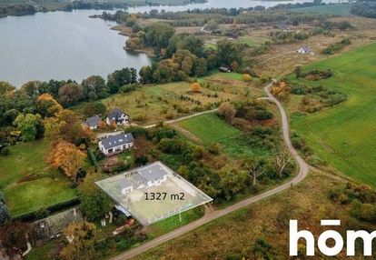 Dom parterowy wolnostojący,  blisko jeziora