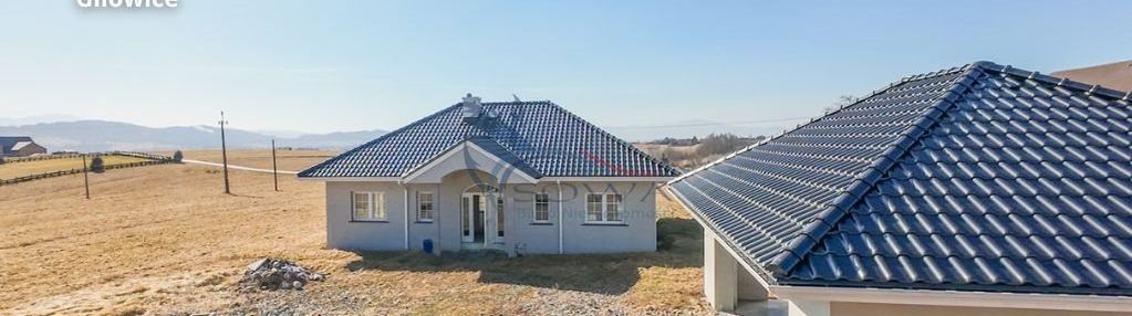 Dom z garażem wolnostojącym