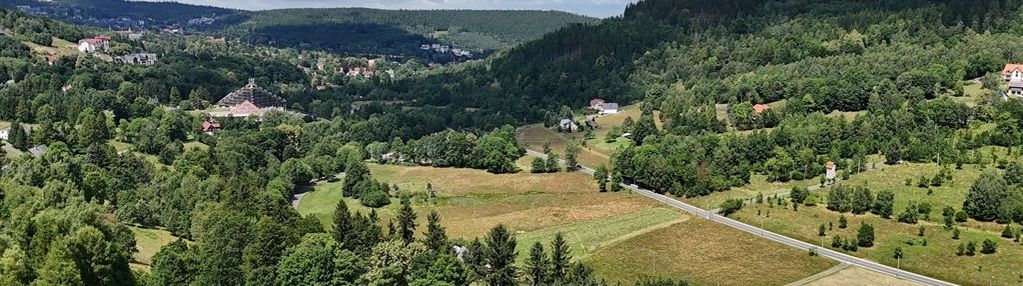 Urokliwa działka budowlana.